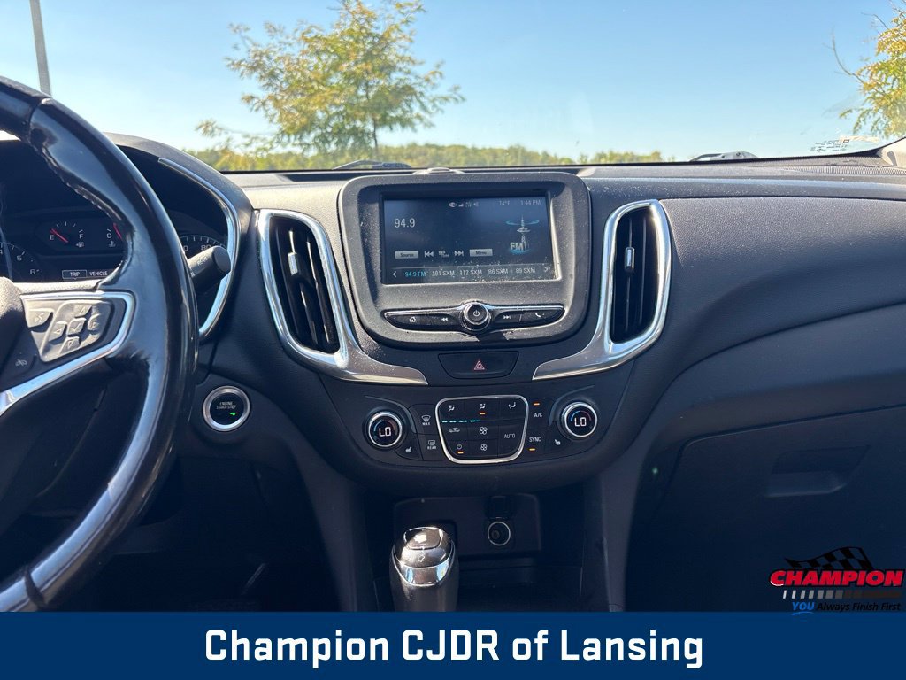 Used 2018 Chevrolet Equinox LT FWD image 3
