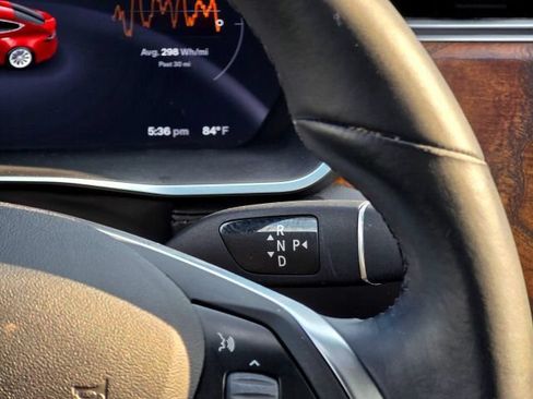 Used 2017 Tesla Model S 60 RWD image 16