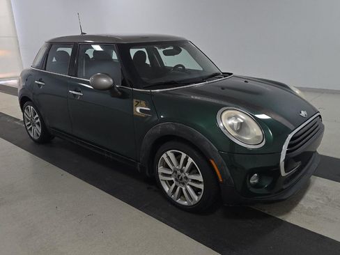 Used 2017 MINI Cooper 4-Door Hardtop FWD image 5