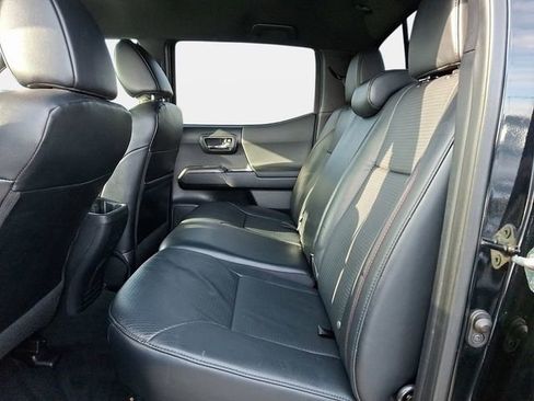 Used 2018 Toyota Tacoma TRD Pro image 12