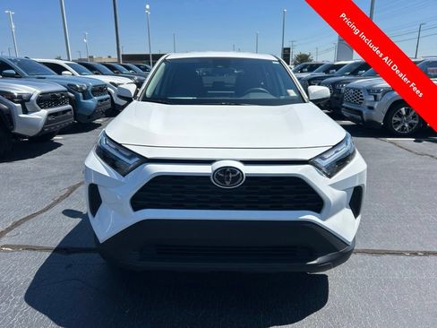 Used 2023 Toyota RAV4 LE AWD/4WD image 24