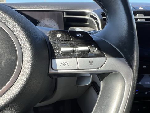 Used 2022 Hyundai Tucson Limited AWD/4WD image 20