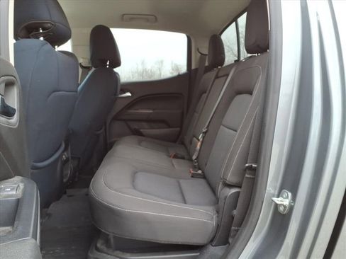 Used 2019 Chevrolet Colorado LT w/ LT Convenience Package image 29