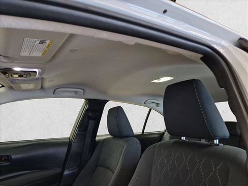 Used 2025 Toyota Corolla LE FWD image 14
