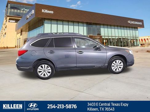 Used 2019 Subaru Outback 2.5i Premium image 7