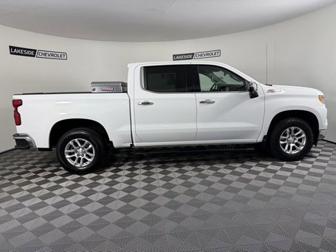 Used 2022 Chevrolet Silverado 1500 LTZ w/ Z71 Off-Road Package image 7