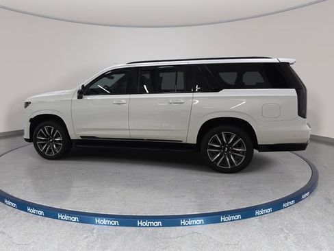 Used 2023 Cadillac Escalade ESV Sport Platinum AWD/4WD image 8