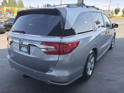 Used 2018 Honda Odyssey EX-L image 7