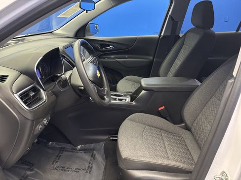 Used 2022 Chevrolet Equinox LT FWD image 12
