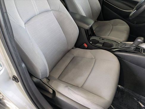 Used 2024 Toyota Corolla SE FWD image 20