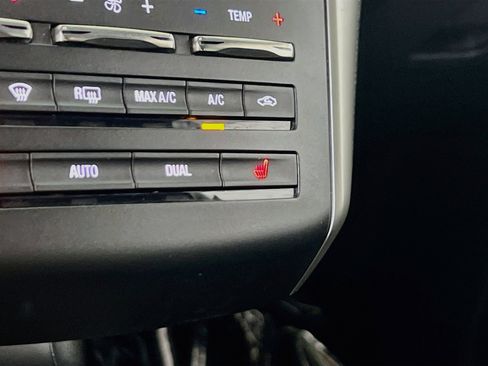 Used 2017 Lincoln MKC Premiere image 19