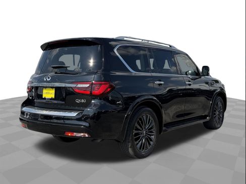Used 2023 INFINITI QX80 Premium Select w/ Cargo Package AWD/4WD image 5