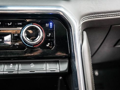 Used 2024 GMC Sierra 3500 Denali Ultimate image 24