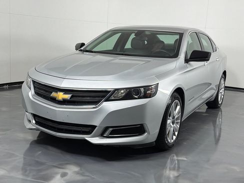 Used 2018 Chevrolet Impala LS FWD image 9