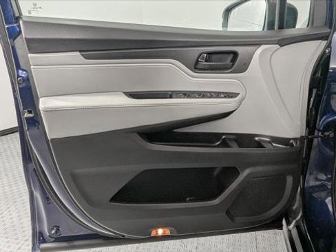 Used 2022 Honda Odyssey LX image 14