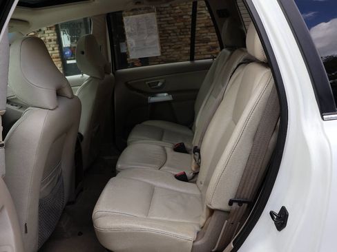 Used 2005 Volvo XC90 2.5T FWD image 15