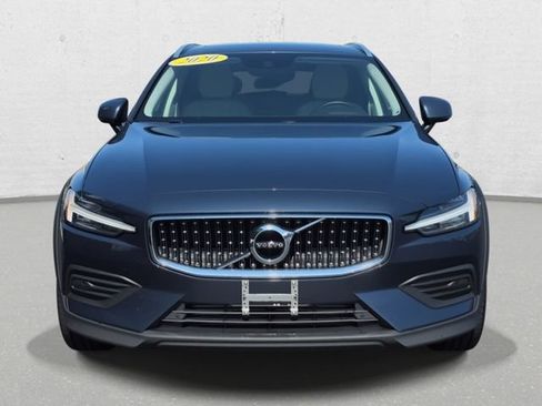 Used 2020 Volvo V60 T5 Cross Country w/ Protection Package AWD/4WD image 2