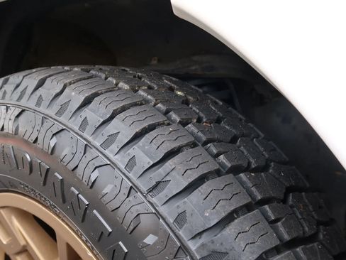 Used 2006 Toyota Tundra Limited image 11