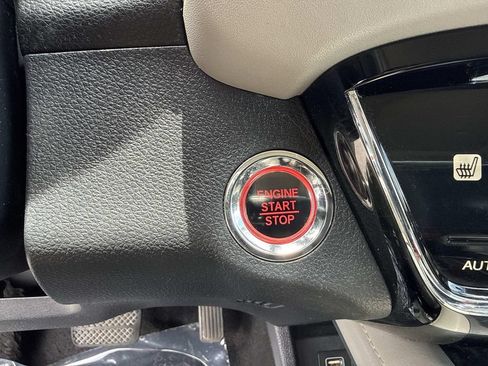 Used 2021 Honda HR-V EX image 34