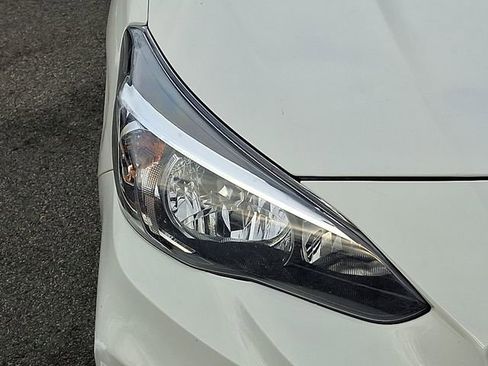 Used 2018 Subaru Impreza 2.0i image 9