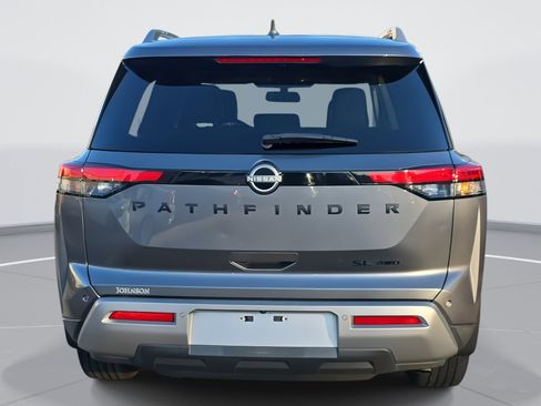 Used 2022 Nissan Pathfinder SL w/ SL Black Package image 6