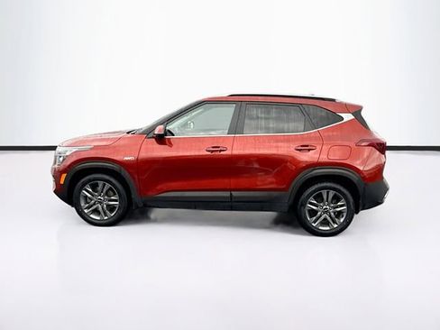 Used 2023 Kia Seltos S AWD/4WD image 5