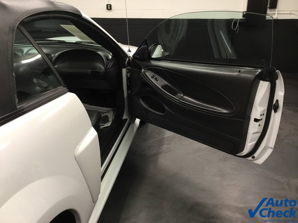 Used 2003 Ford Mustang GT RWD image 40