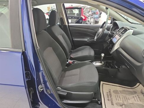 Used 2018 Nissan Versa SV w/ SV Special Edition image 8