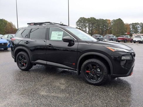 New 2026 Nissan Rogue SV image 2