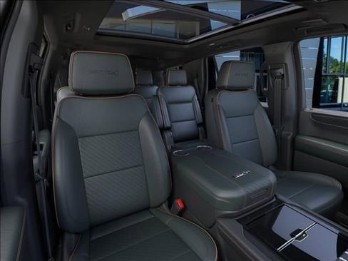 New 2026 GMC Yukon AT4 AWD/4WD image 16