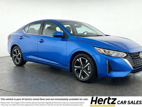 Used 2025 Nissan Sentra SV image 1