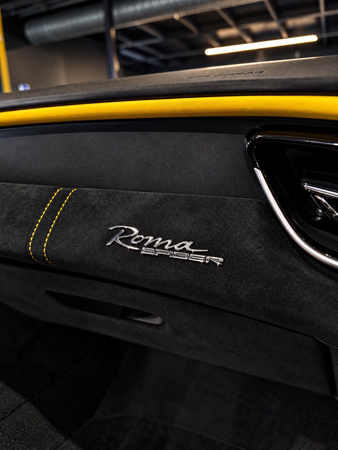 Used 2026 Ferrari Roma Spider RWD image 17