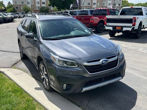 Used 2022 Subaru Outback Limited AWD/4WD image 5