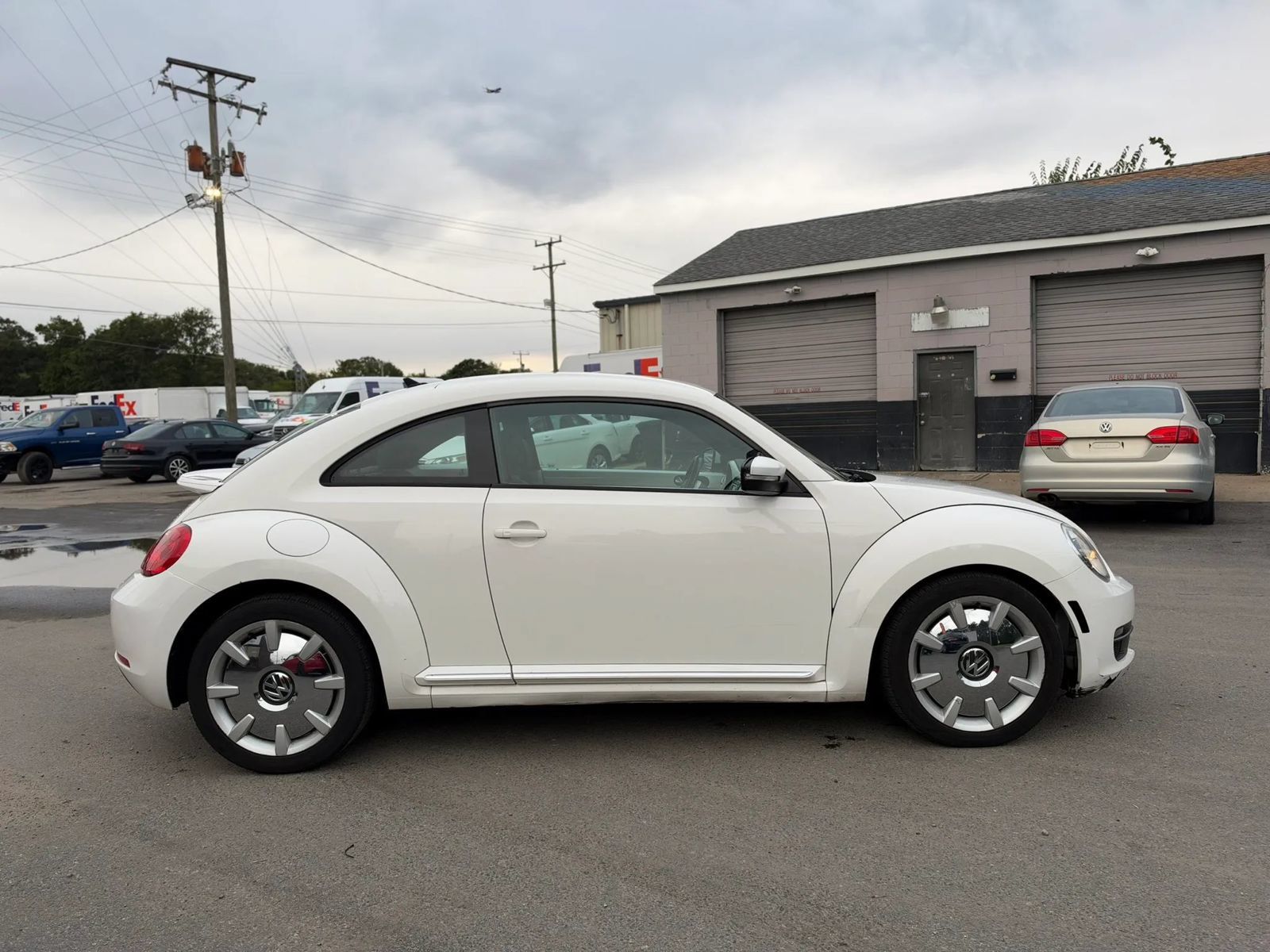 Used 2012 Volkswagen Beetle 2.5 FWD image 6