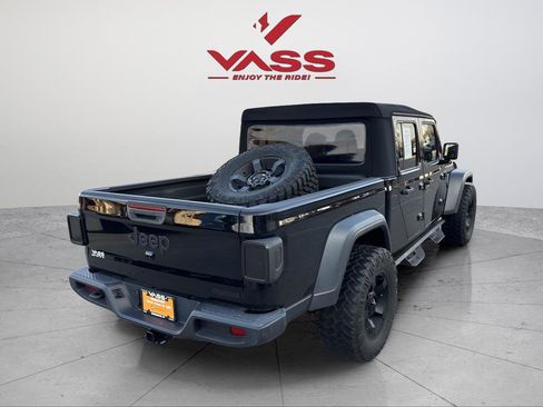 Used 2020 Jeep Gladiator Sport w/ Quick Order Package 24S image 9