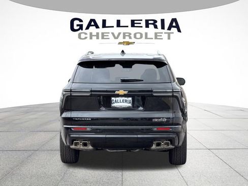 New 2026 Chevrolet Traverse High Country w/ LPO, Floor Liner Package FWD image 6