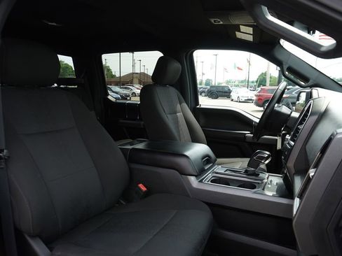 Used 2018 Ford F150 XLT w/ Equipment Group 302A Luxury AWD/4WD image 30