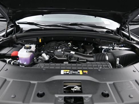 New 2025 Jeep Grand Cherokee Limited w/ Black Appearance Package image 24