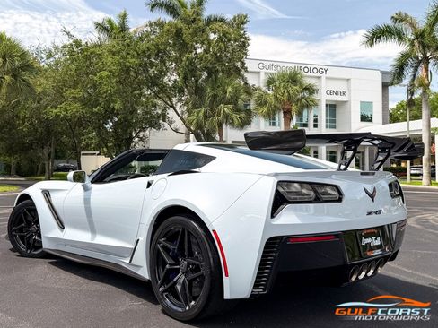 Used 2019 Chevrolet Corvette ZR1 RWD image 49