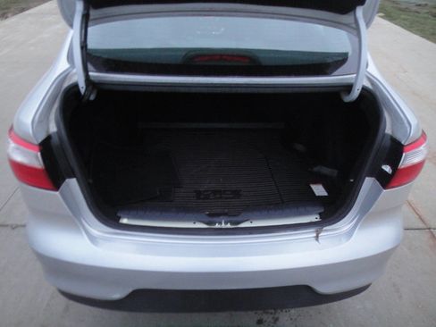 Used 2017 Kia Rio LX image 17