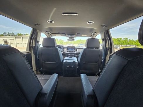 Used 2024 Chevrolet Tahoe RST w/ Luxury Package RWD image 21