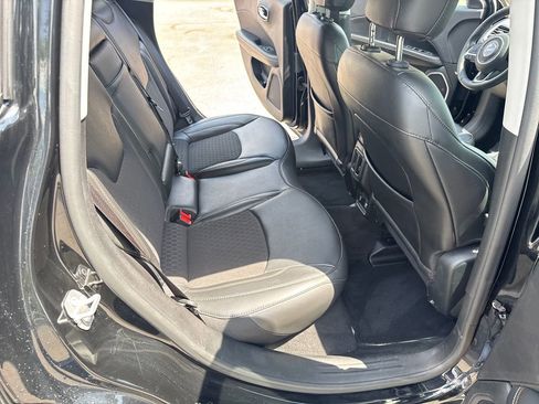Used 2019 Jeep Compass Latitude w/ Popular Equipment Group FWD image 61