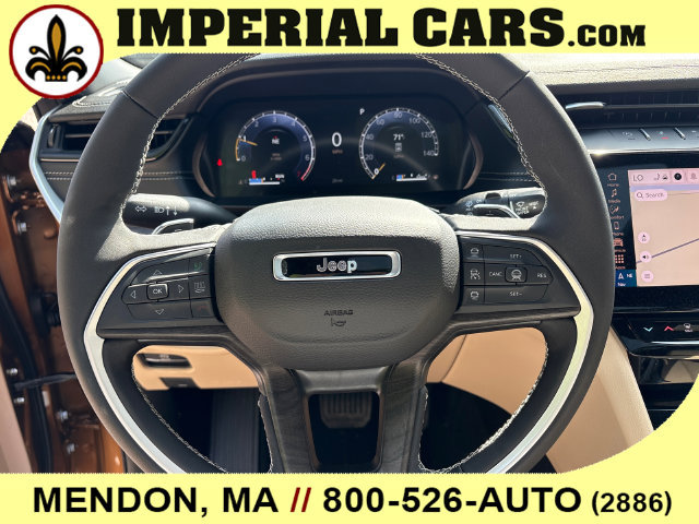 New 2026 Jeep Grand Cherokee Limited w/ Limited Altitude Package AWD/4WD image 18