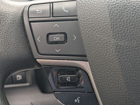 Certified 2025 Toyota Camry LE FWD image 17