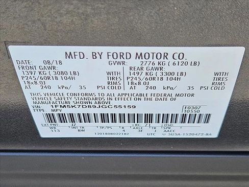 Used 2018 Ford Explorer XLT w/ Equipment Group 202A FWD image 27
