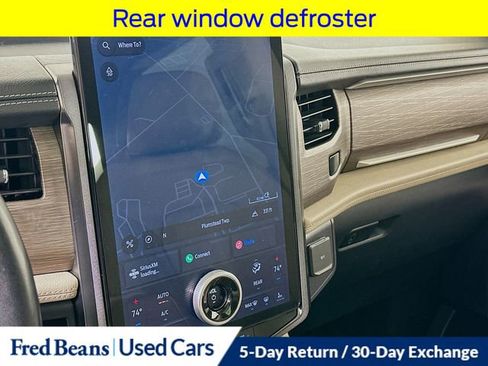 Used 2022 Ford Expedition Max Limited image 17