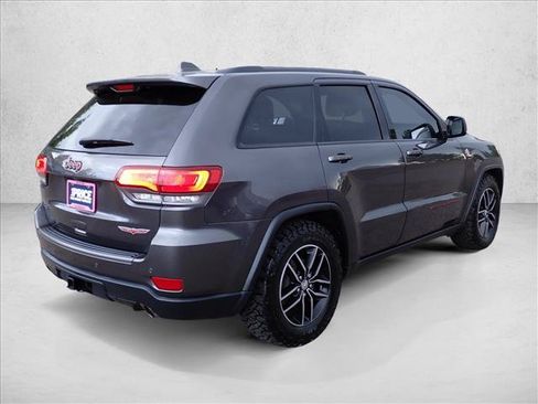 Used 2017 Jeep Grand Cherokee Trailhawk AWD/4WD image 4