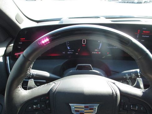Used 2025 Cadillac CT5 V w/ Technology Package AWD/4WD image 28