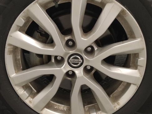 Used 2019 Nissan Rogue S w/ Special Edition Package FWD image 31