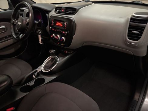 Used 2016 Kia Soul image 21